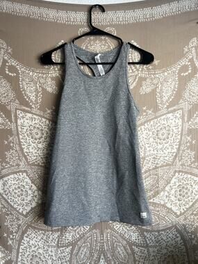 Vuori Racerback Athletic Tank Top Heathered Gray Size S